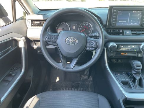 Used 2019 Toyota RAV4 LE w/ All Weather Liner Package AWD/4WD image 8