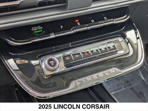 Used 2025 Lincoln Corsair FWD w/ Equipment Group 101A image 20
