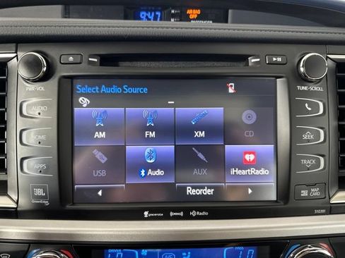 Used 2019 Toyota Highlander Limited Platinum AWD/4WD image 20