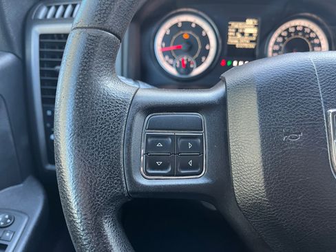 Used 2016 RAM 3500 Tradesman image 17