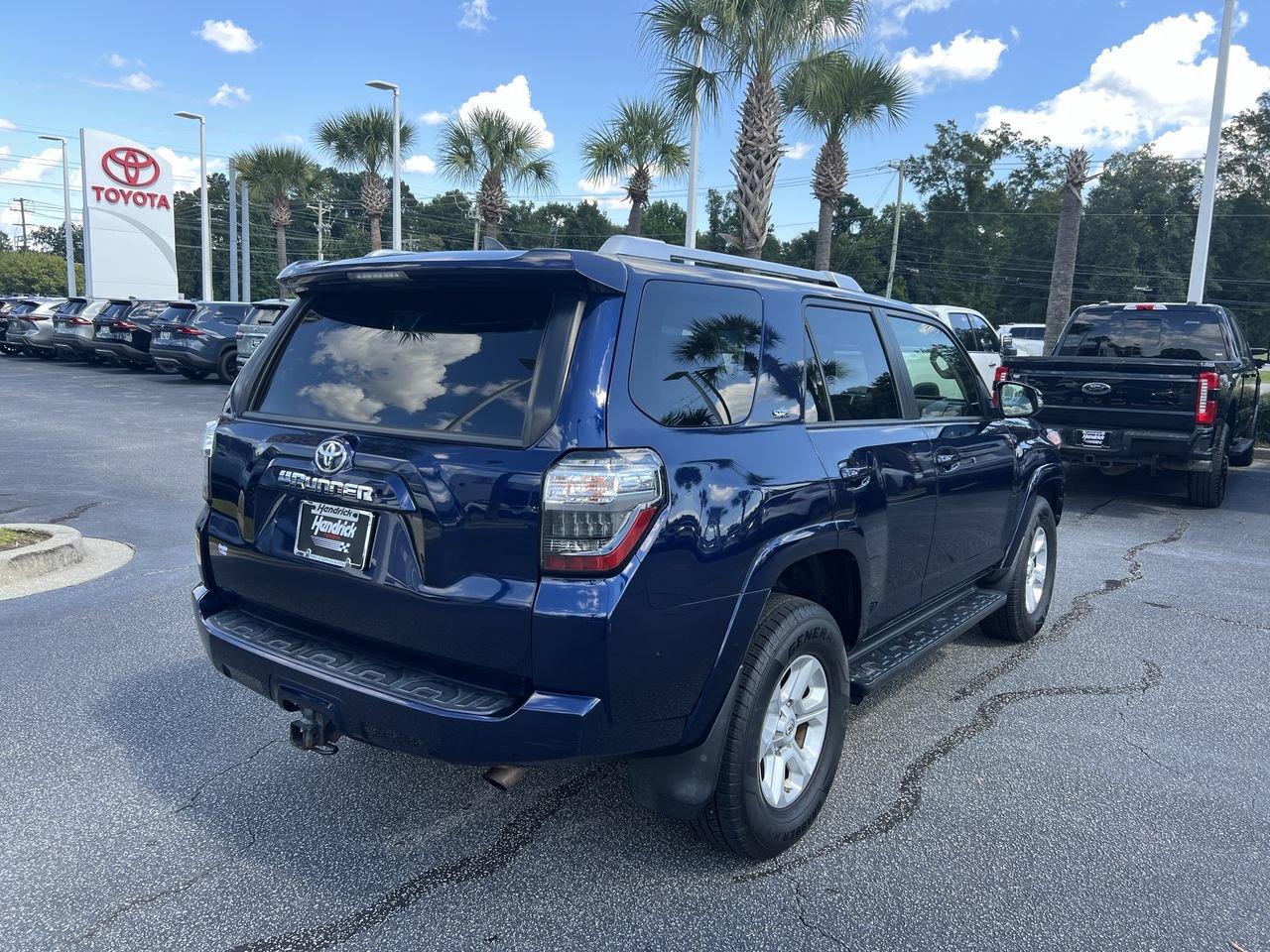 Used 2018 Toyota 4Runner SR5 Premium AWD/4WD image 10