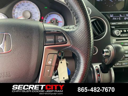 Used 2014 Honda Pilot Touring image 14