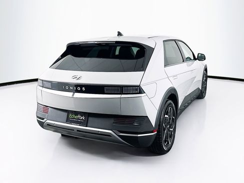 Used 2024 Hyundai Ioniq 5 SE image 9