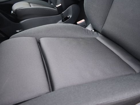 Used 2024 Mercedes-Benz eSprinter 170 Cargo image 11