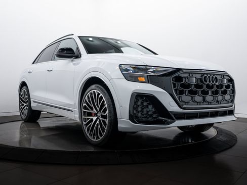 New 2026 Audi SQ8 Prestige image 1