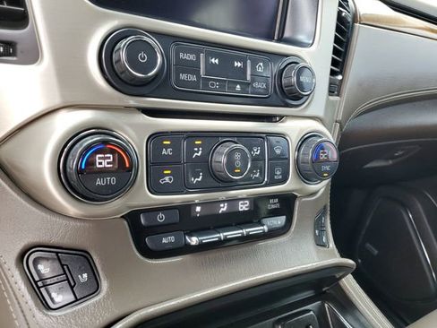 Used 2020 GMC Yukon Denali w/ Denali Ultimate Package image 22