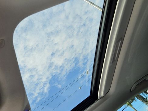 Certified 2022 Mercedes-Benz C 300 Sedan image 25