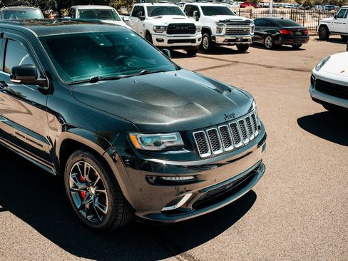 Used 2015 Jeep Grand Cherokee SRT w/ Trailer Tow Group IV AWD/4WD image 13