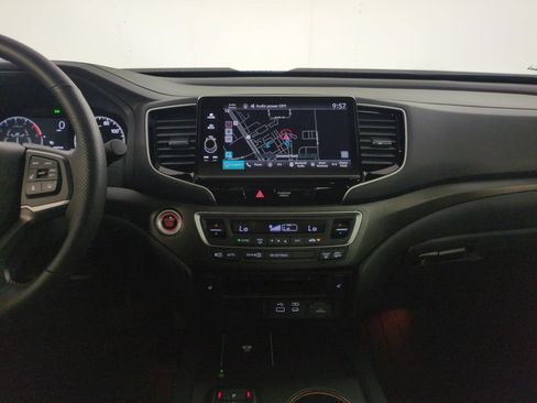 Certified 2025 Honda Ridgeline TrailSport image 21