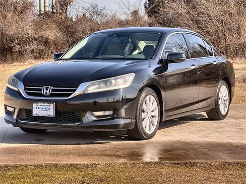 Used 2015 Honda Accord EX-L image 2