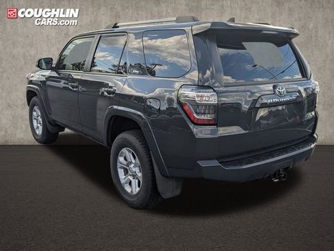 Used 2024 Toyota 4Runner SR5 Premium w/ Moonroof Package AWD/4WD image 5