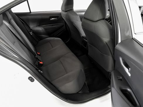 Used 2020 Toyota Corolla LE FWD image 36
