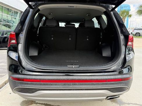 Used 2023 Hyundai Santa Fe SEL w/ Winter Weather Package FWD image 6