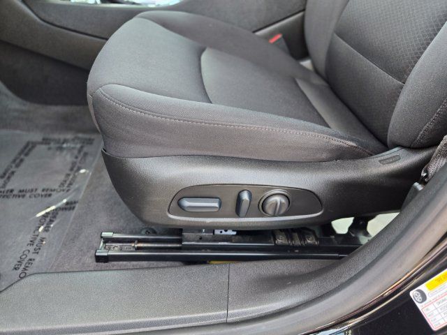 Used 2024 Chevrolet Malibu LT FWD image 16