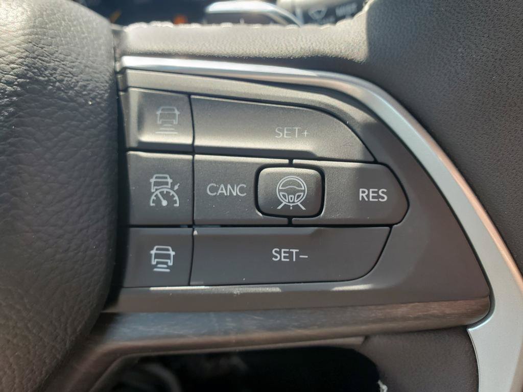 New 2026 Jeep Grand Cherokee Limited AWD/4WD image 13