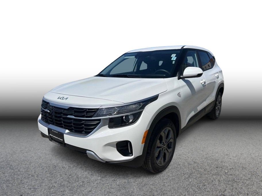 Certified 2026 Kia Seltos LX AWD/4WD image 1