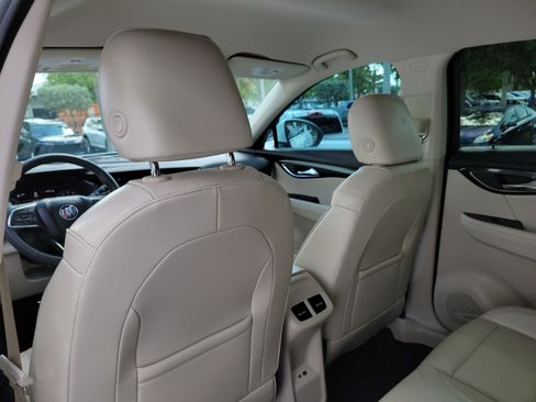 Used 2023 Buick Envision Essence AWD/4WD image 13