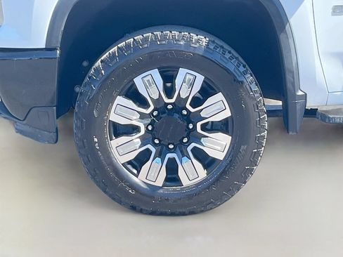Used 2024 Chevrolet Silverado 2500 Custom w/ Custom Value Package RWD image 29