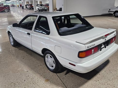 Used 1991 Nissan Sentra SE-R image 28