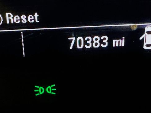 Used 2022 Chevrolet TrailBlazer LS image 19