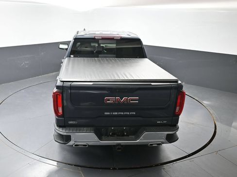 Used 2022 GMC Sierra 1500 SLT w/ SLT Premium Plus Package AWD/4WD image 16