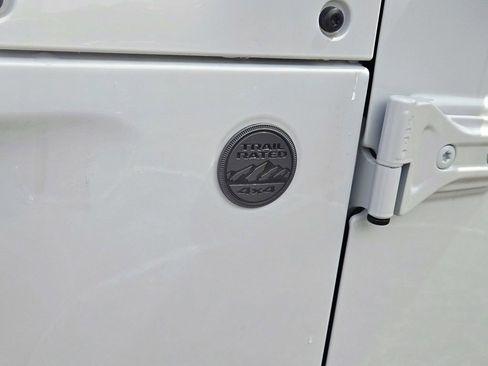 Certified 2025 Jeep Wrangler Unlimited Sport AWD/4WD image 22