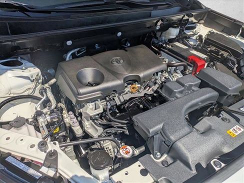 Used 2024 Toyota RAV4 XLE image 21