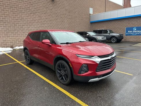 Used 2021 Chevrolet Blazer LT image 2
