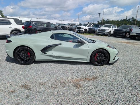 Used 2024 Chevrolet Corvette Stingray Premium Conv w/ Z51 Performance Package RWD image 6