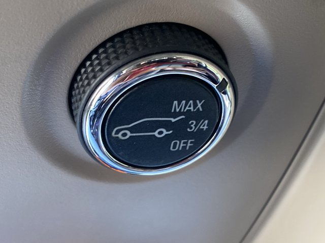 Used 2017 Cadillac Escalade ESV Luxury AWD/4WD image 32