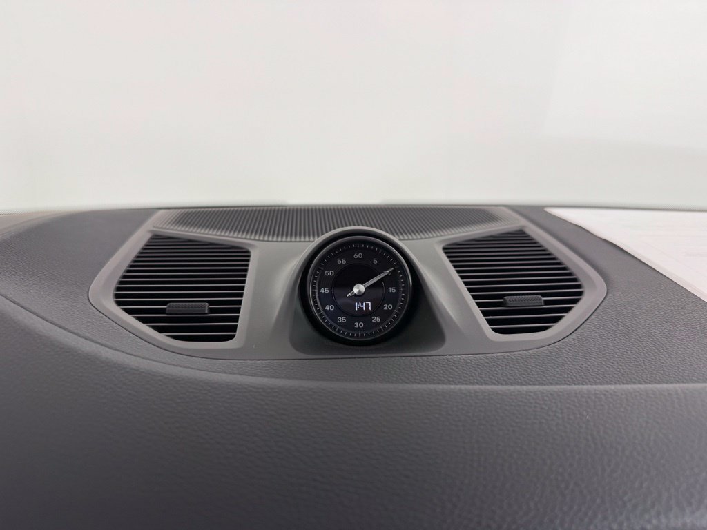 Certified 2026 Porsche Cayenne E-Hybrid AWD/4WD image 20