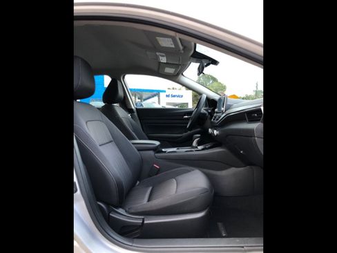 Used 2024 Nissan Altima 2.5 SV image 32