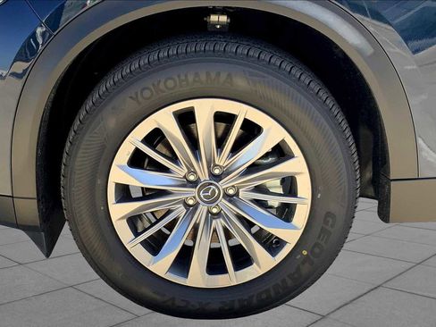 Used 2025 MAZDA CX-90 3.3 Turbo w/ Select Package image 11