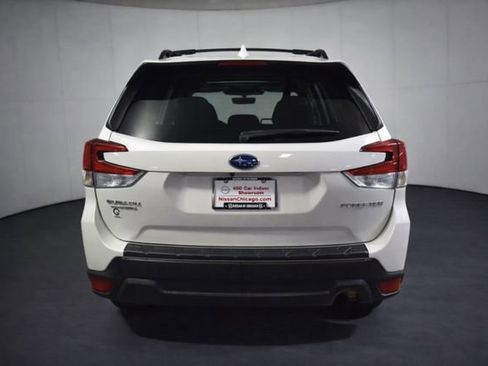 Used 2022 Subaru Forester Premium image 5