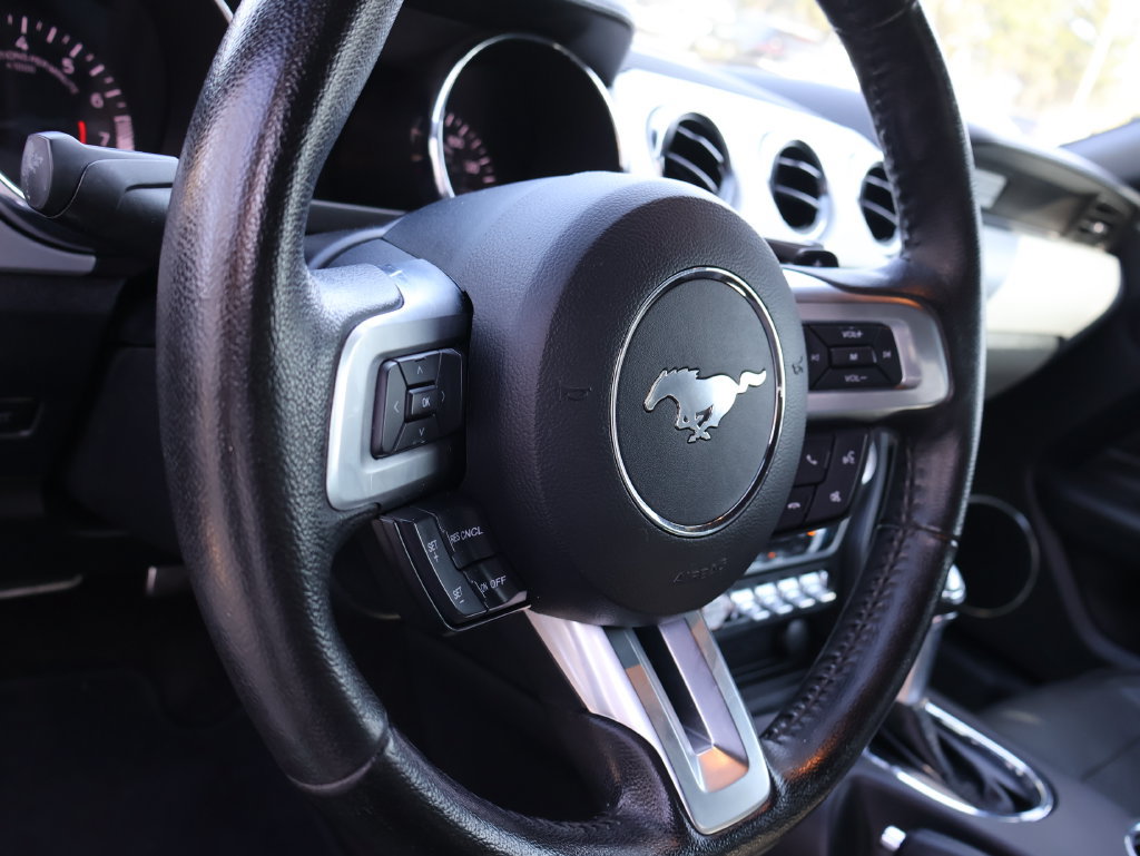 Used 2015 Ford Mustang GT Premium RWD image 19