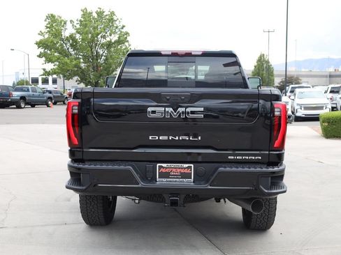 New 2026 GMC Sierra 3500 Denali Ultimate AWD/4WD image 5