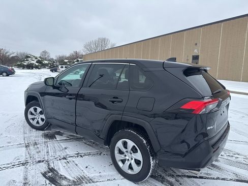 Used 2023 Toyota RAV4 LE image 5