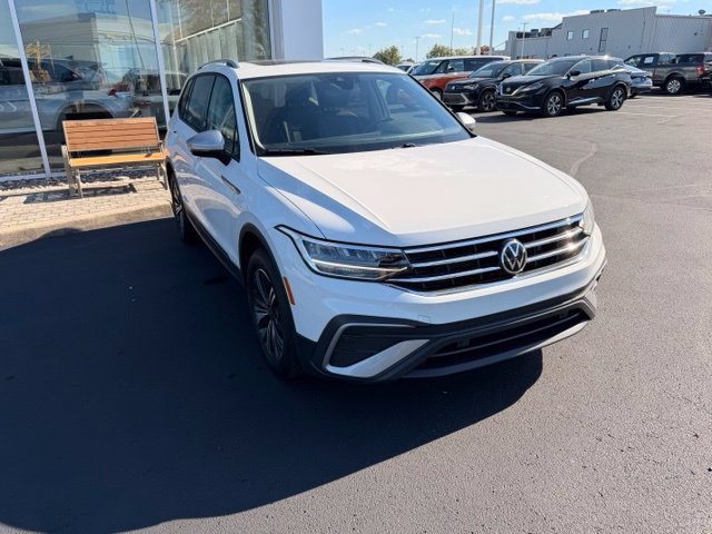 Certified 2024 Volkswagen Tiguan Wolfsburg Edition AWD/4WD image 13
