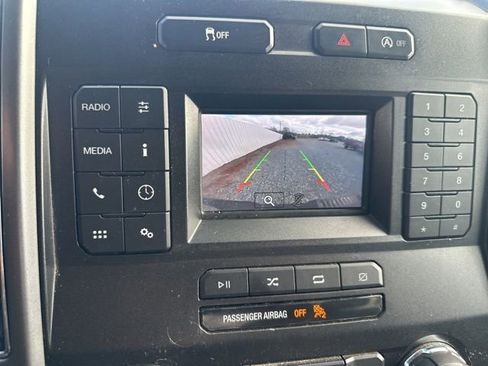 Used 2018 Ford F150 XLT image 23