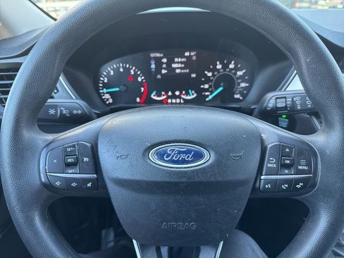 Used 2020 Ford Escape SE image 7