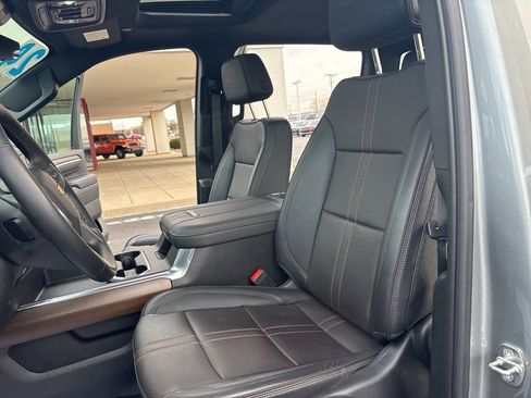 Used 2024 Chevrolet Silverado 3500 High Country w/ High Country Premium Package image 50