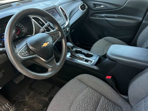 Used 2022 Chevrolet Equinox LT FWD image 12