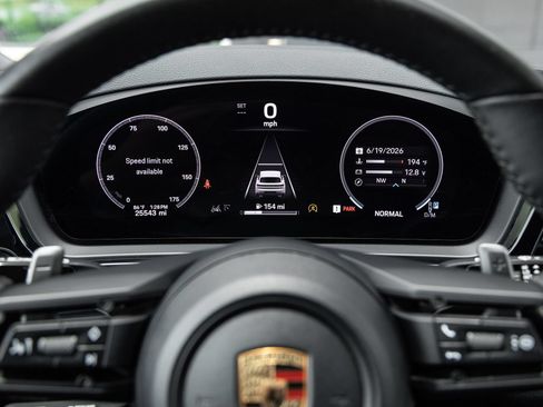 Certified 2024 Porsche Cayenne GTS AWD/4WD image 14