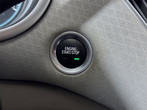 Used 2020 Chevrolet Malibu LS w/ Driver Confidence Package II image 29