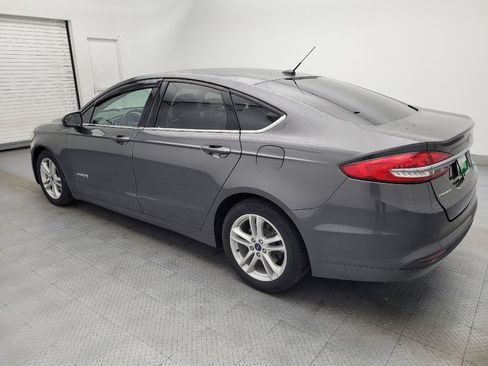 Used 2018 Ford Fusion S image 3