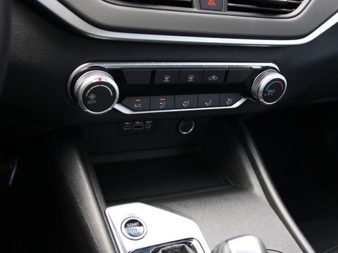 Used 2025 Nissan Altima 2.5 S FWD image 20