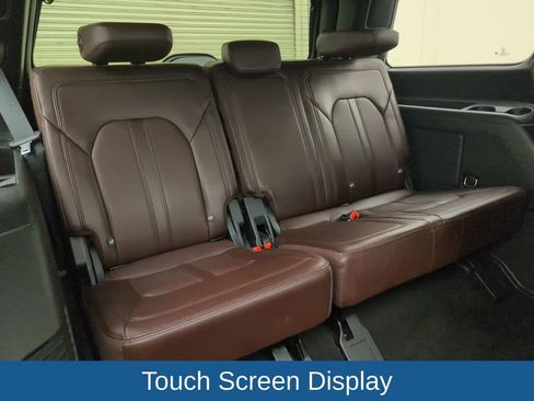 Used 2024 Ford Expedition Limited RWD image 17