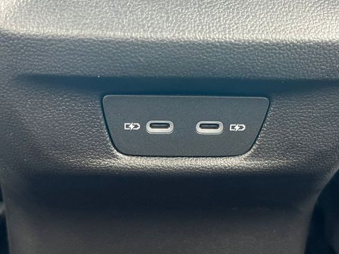 New 2026 Volkswagen Tiguan SE R-Line AWD/4WD image 33