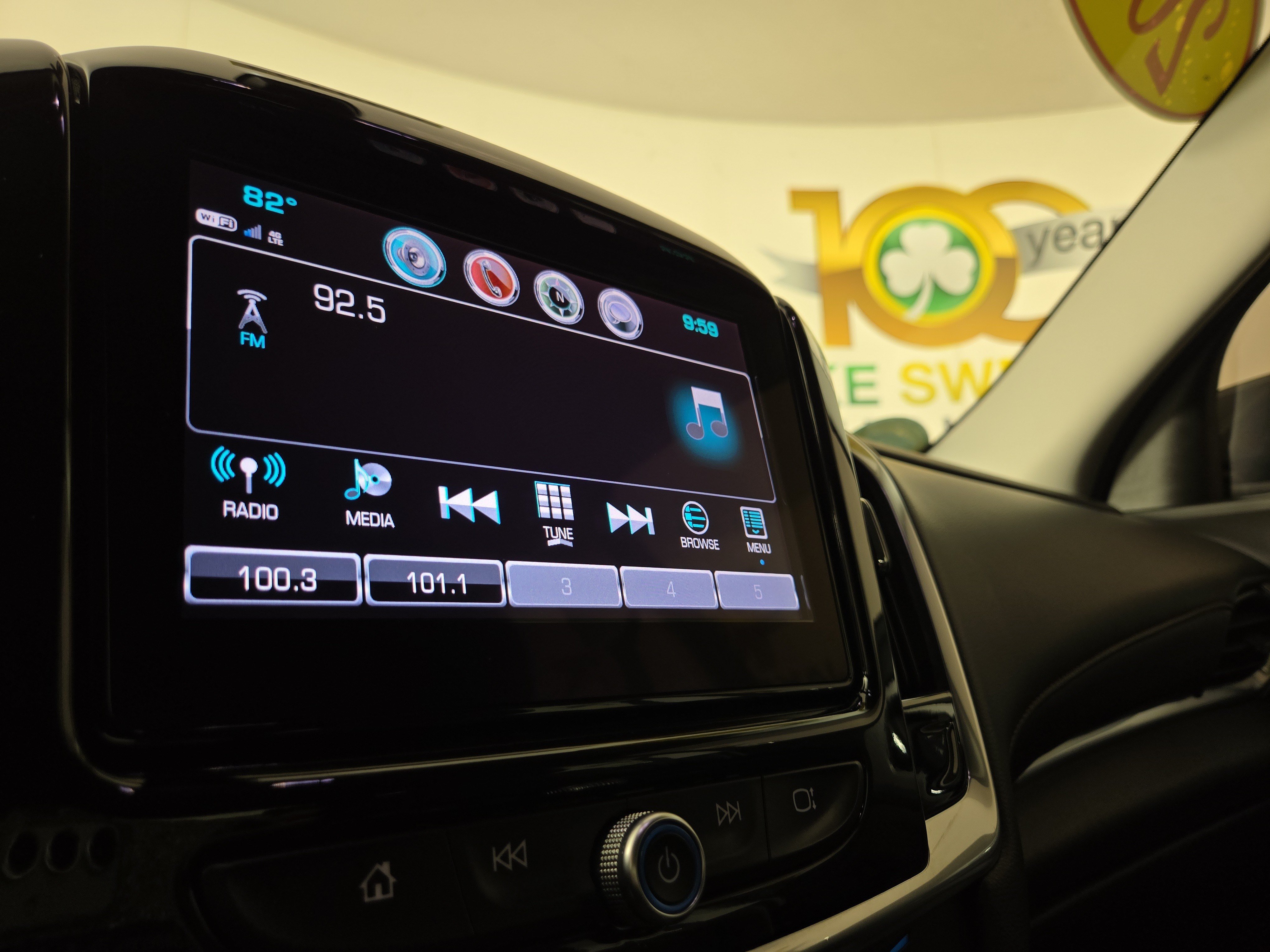 Used 2018 Chevrolet Traverse LT FWD image 20