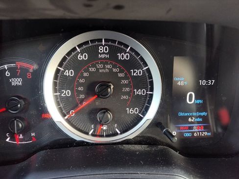 Used 2022 Toyota Corolla Cross L image 25